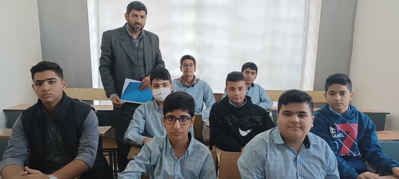 جلسه شورای دانش آموزی