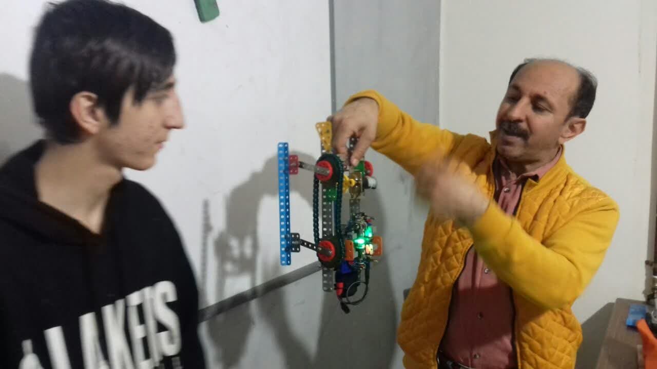 برگزاری طرح ایران مهارت،برگزاری کلاسهای عملی رباتیک